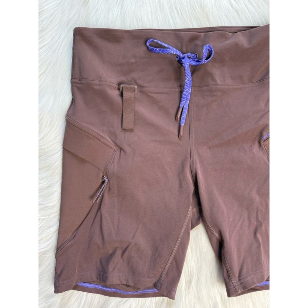 Lululemon Super High Rise Dark Oxide Hiking Shorts - Picture 3 of 7